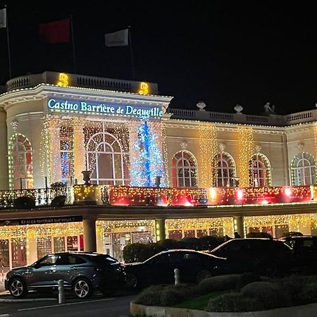 Le Deauvillais Deauville Buitenkant foto