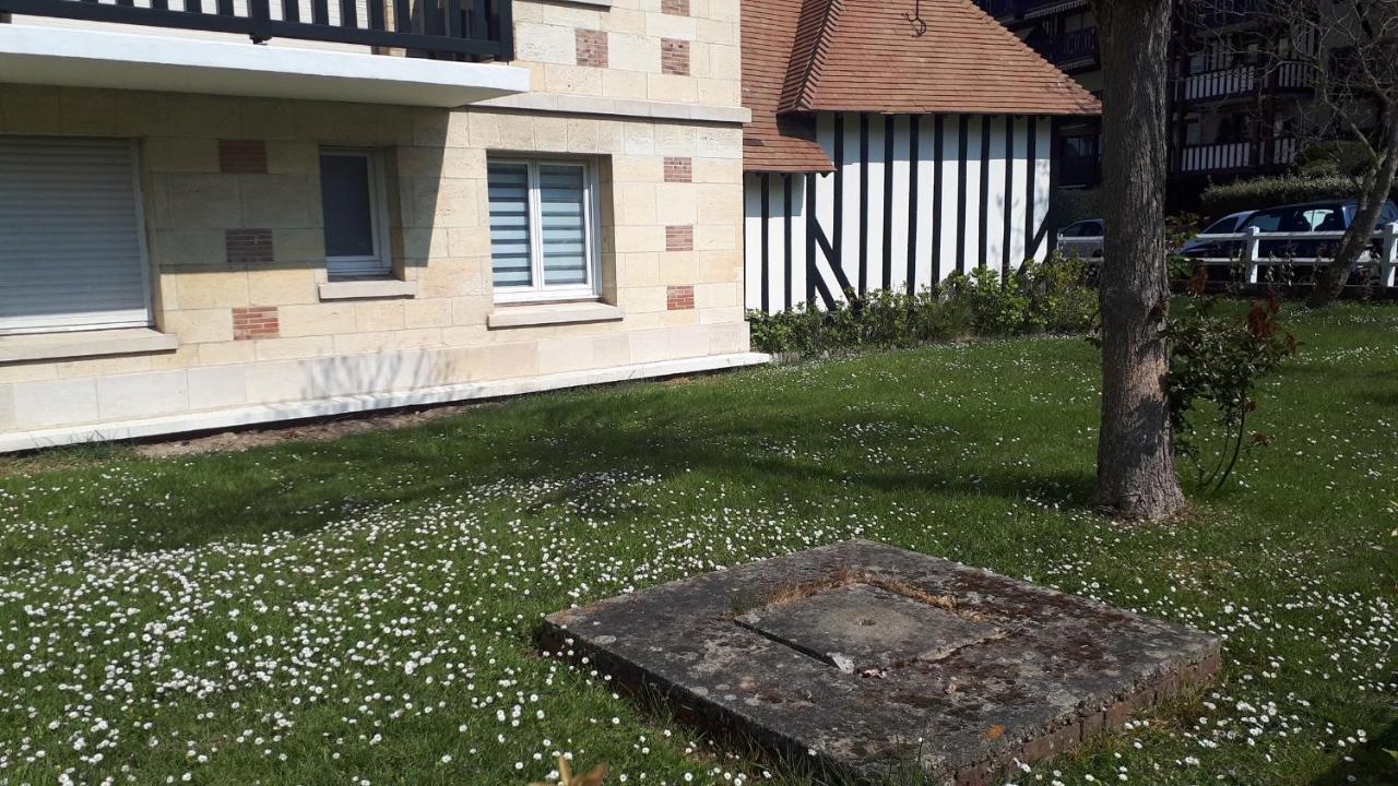 Le Deauvillais Deauville Buitenkant foto